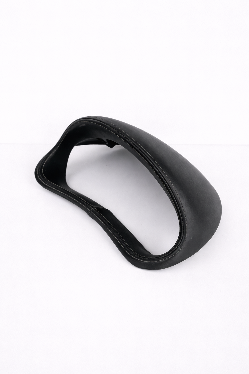 Casquette cuir 206 RC